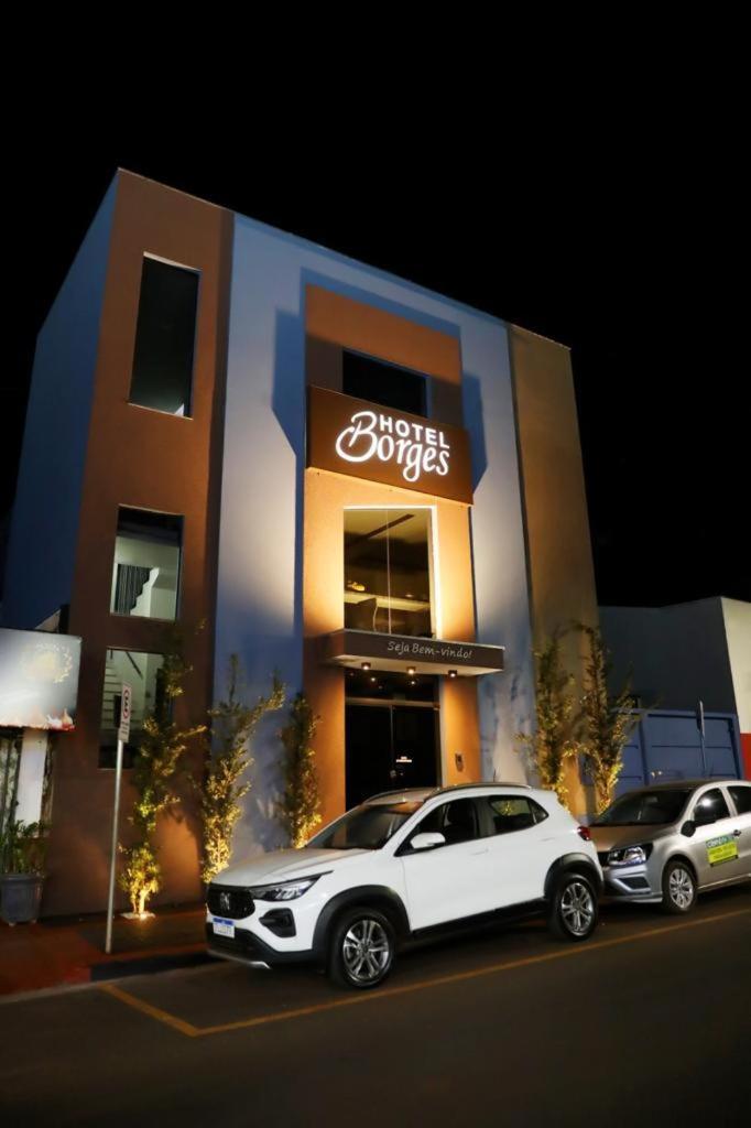 Hotel Borges Quirinopolis Eksteriør billede