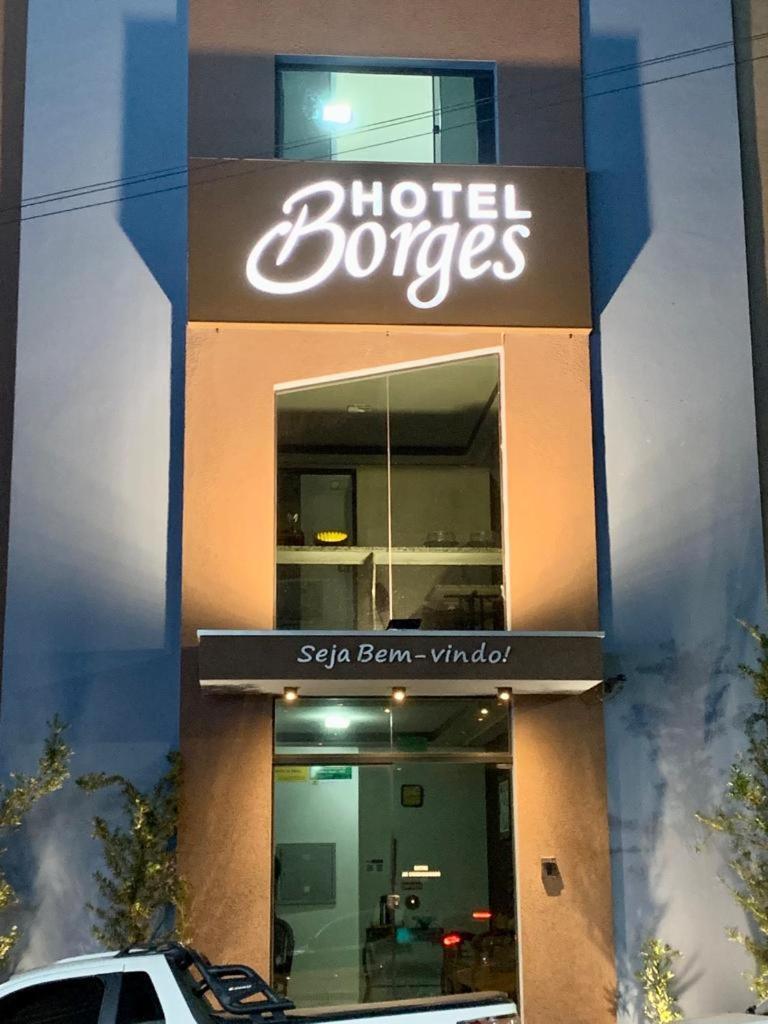 Hotel Borges Quirinopolis Eksteriør billede